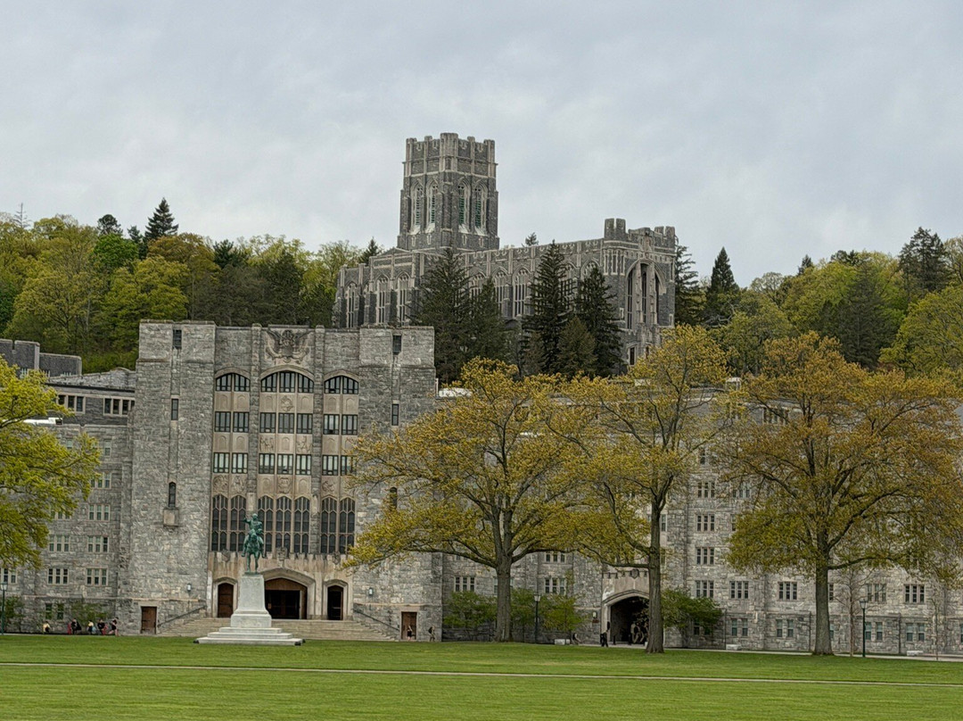 West Point Tours-海兰福尔斯必去景点
