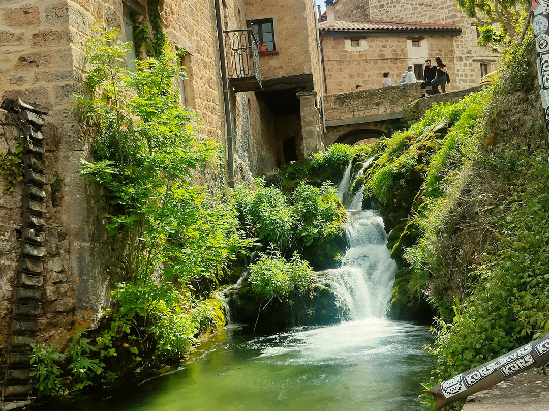 Cascada de Orbaneja-Orbaneja del Castillo必去景点