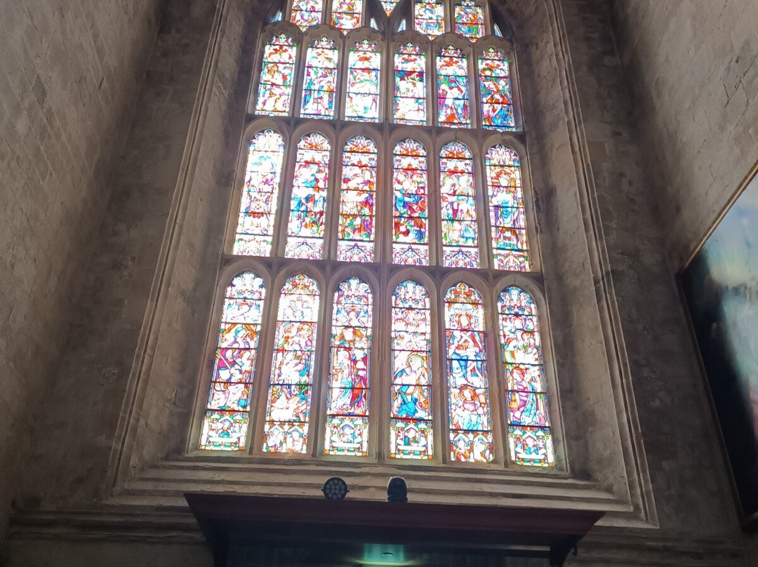 Christchurch Priory-基督城必去景点