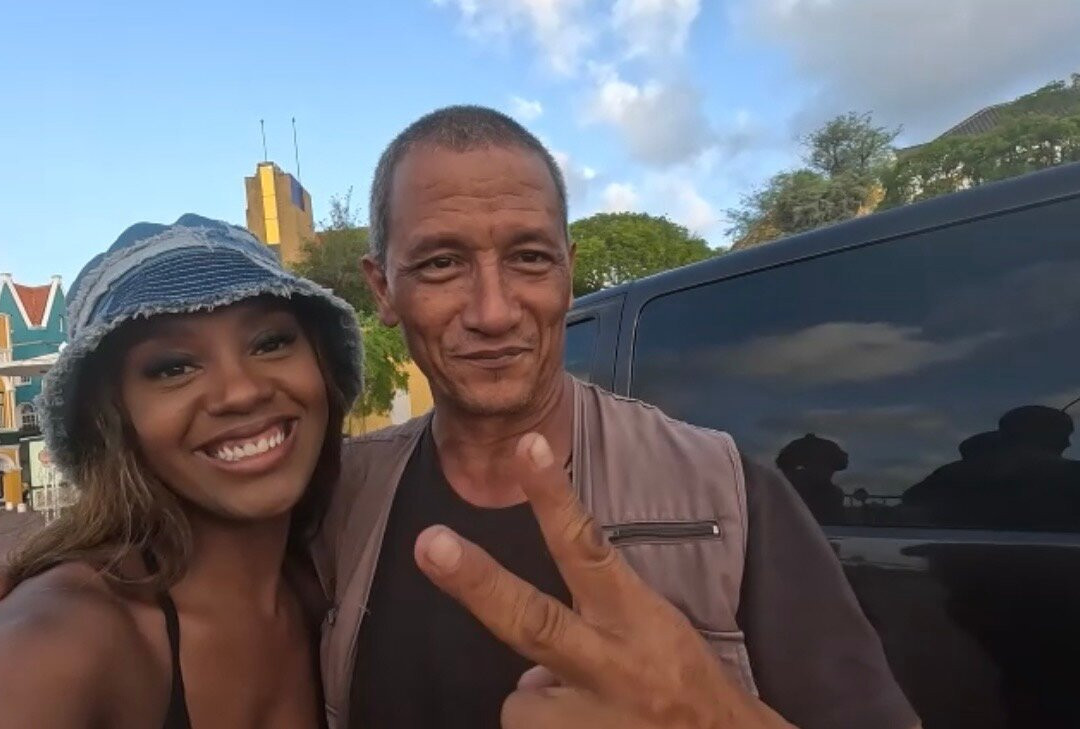 Curacao Taxi Max-威廉斯塔德必去景点
