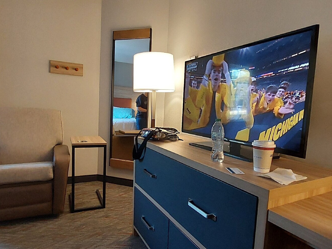 Candlewood Suites 温泉城主图