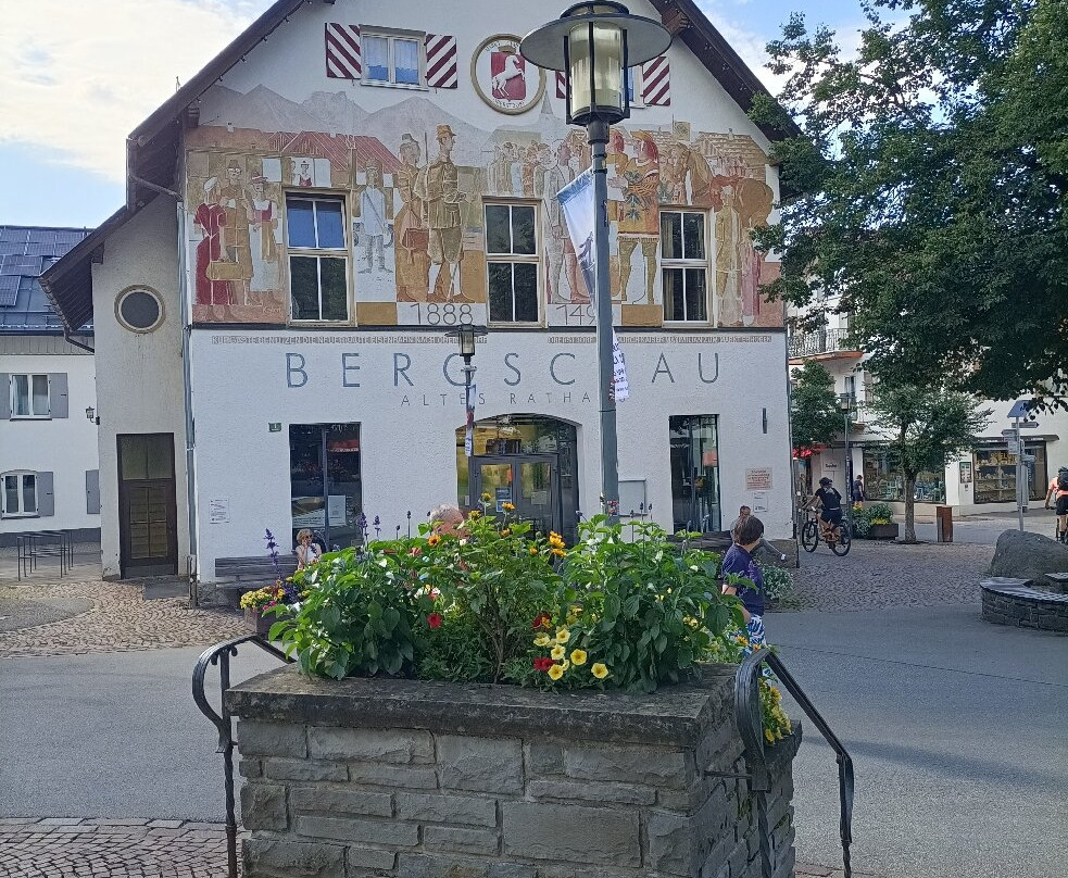 Marktplatz-奥伯斯多夫必去景点