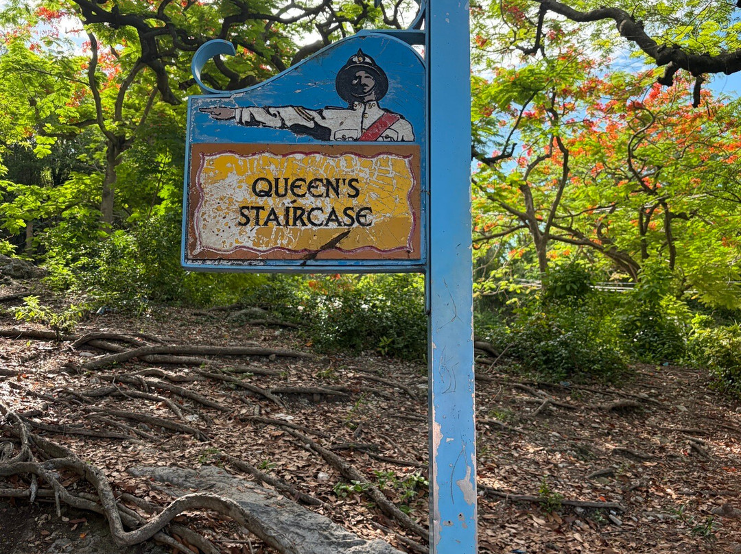 Queen's Staircase-拿骚必去景点