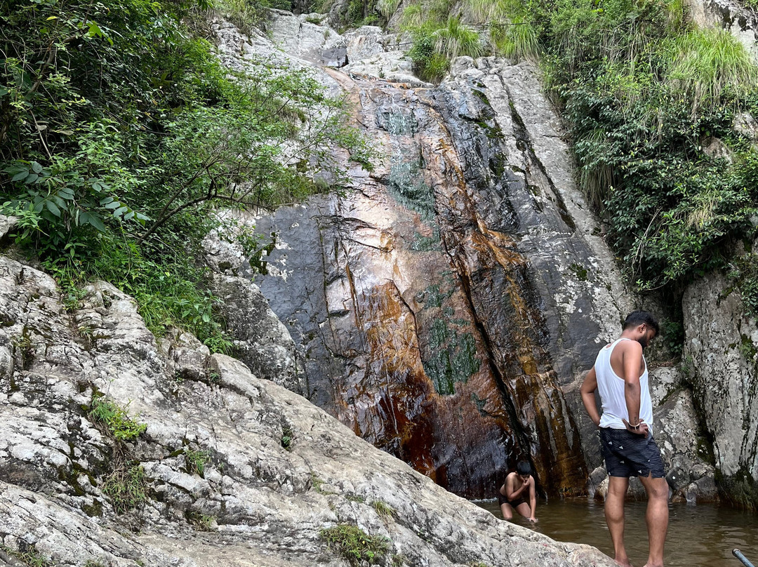 Rudradhari Falls & Caves-Kausani必去景点