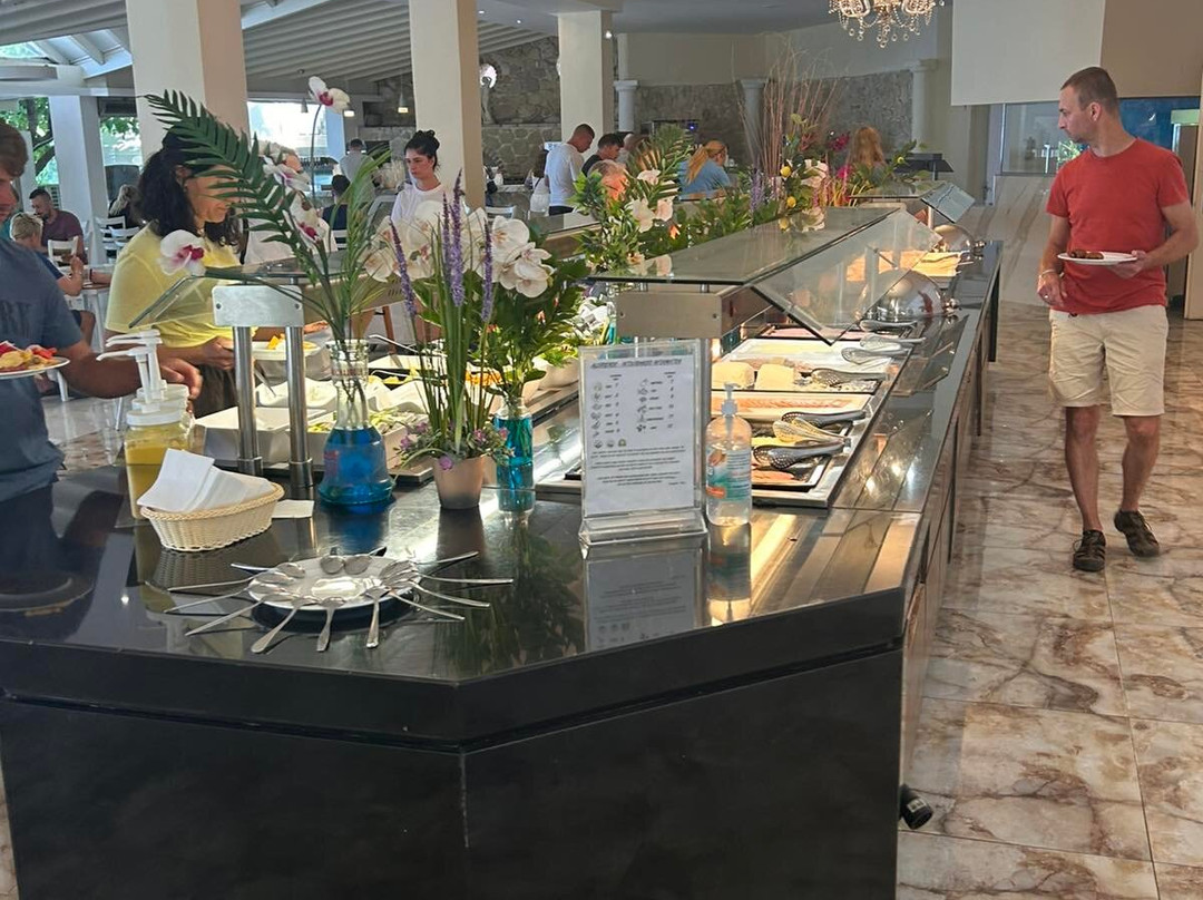 Liapades Beach Hotel主图