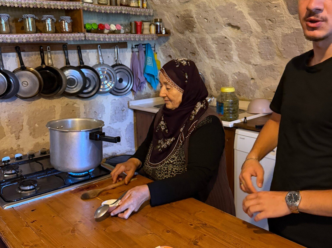 Cappadocia Home Cooking-艾瓦勒必去景点