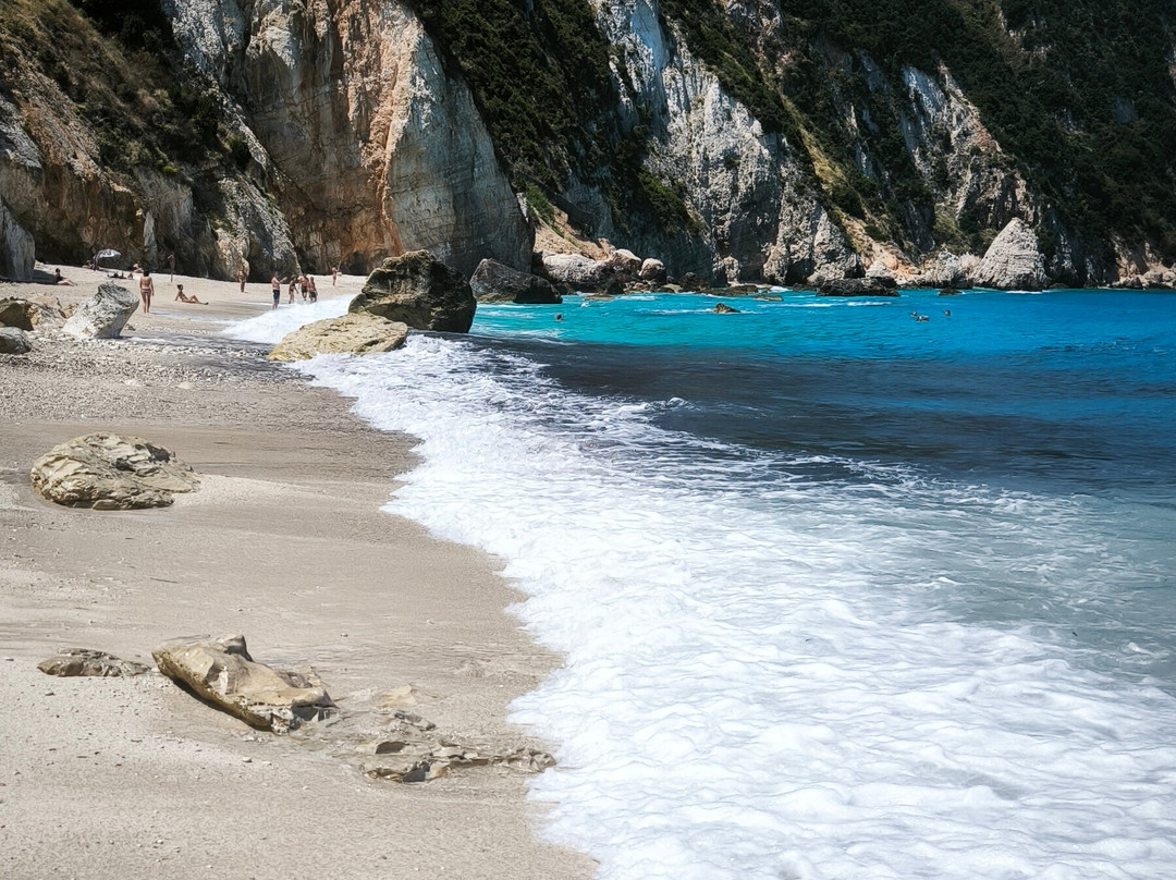 Petani Beach-Lixouri必去景点