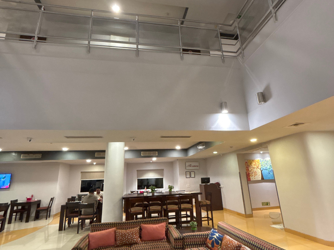 普那金格酒店主图