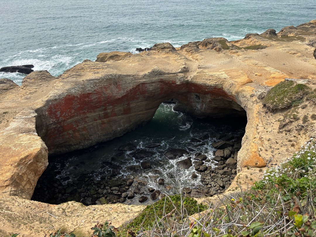 Devils Punchbowl State Natural Area-Otter Rock必去景点