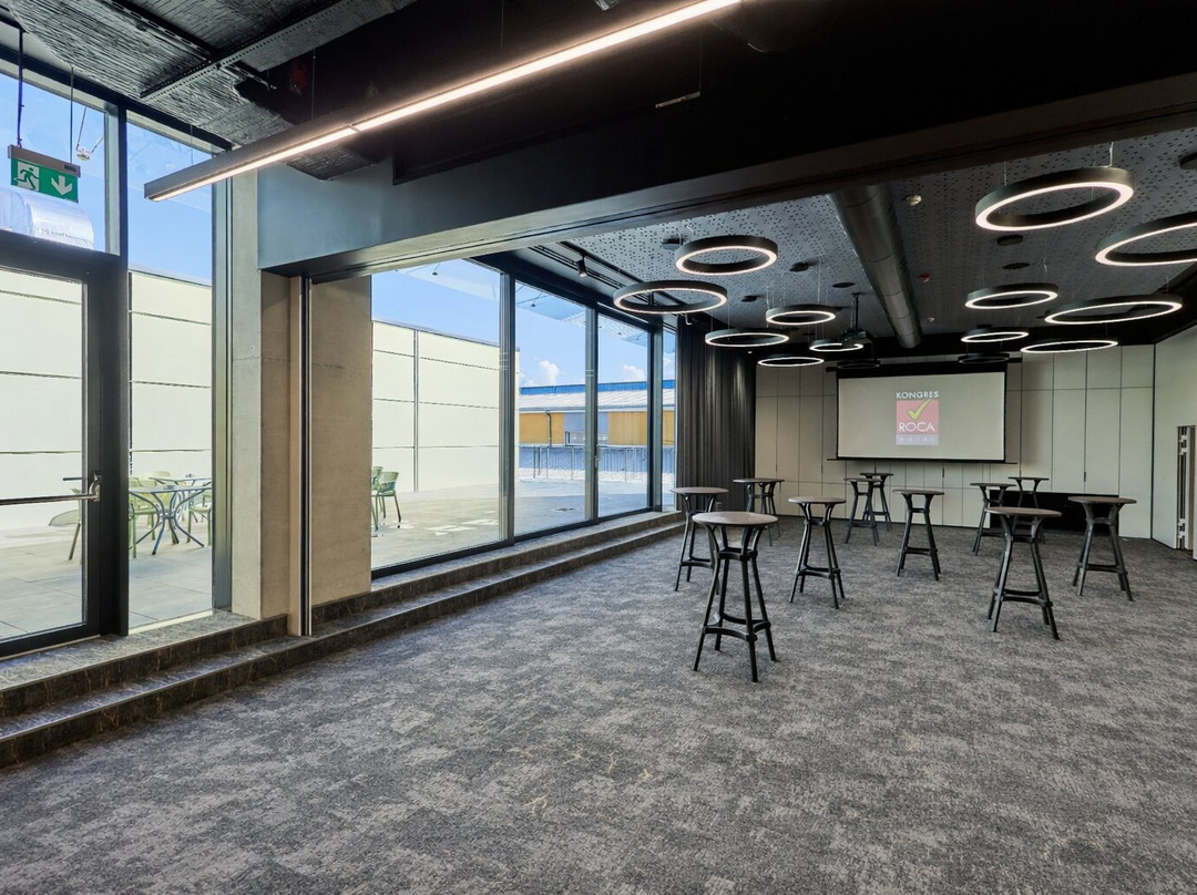 罗卡国会酒店主图