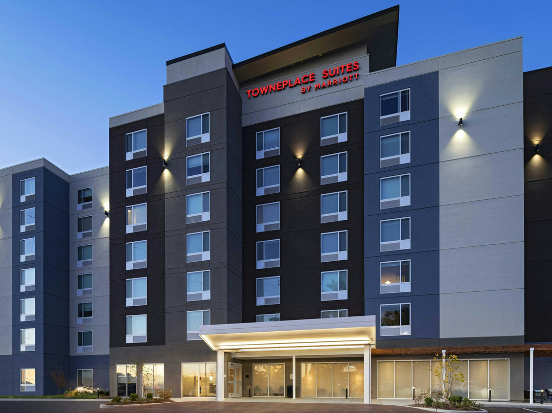 Ladue酒店住宿-TownePlace Suites Brentwood