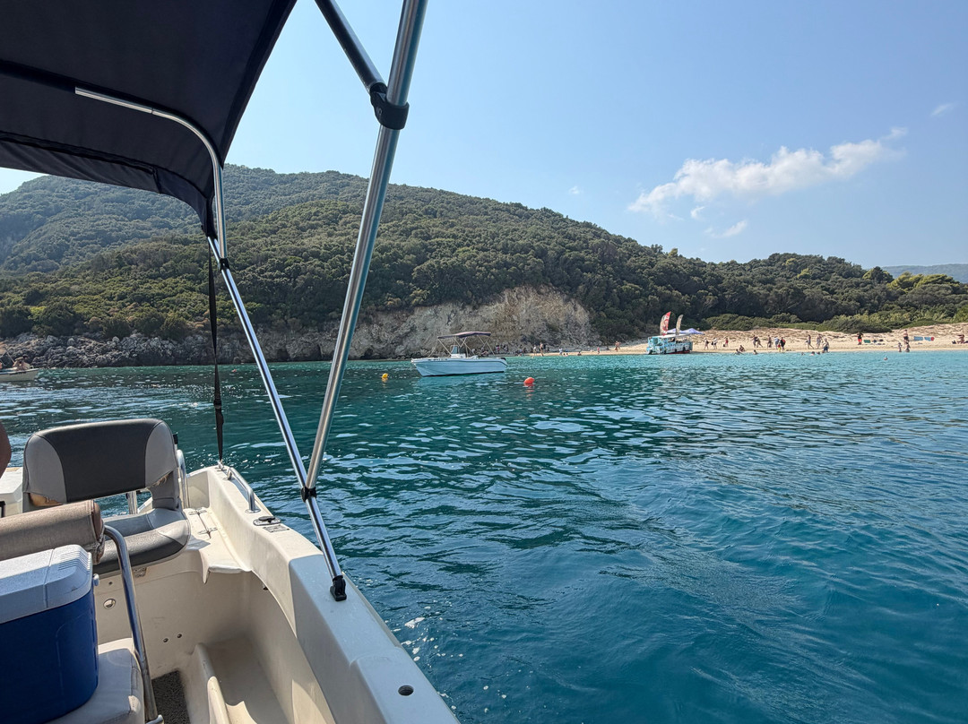 Psarou cruises-Meso Gerakari必去景点