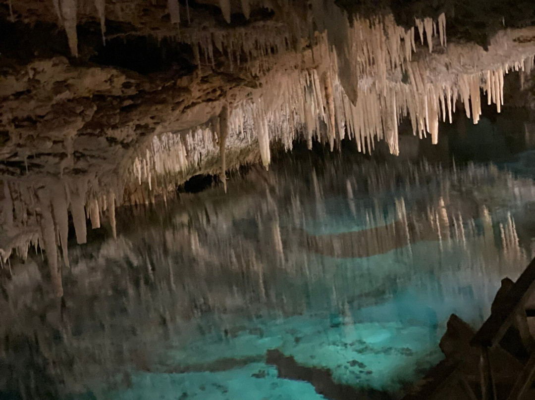 Crystal & Fantasy Caves-Hamilton Parish必去景点
