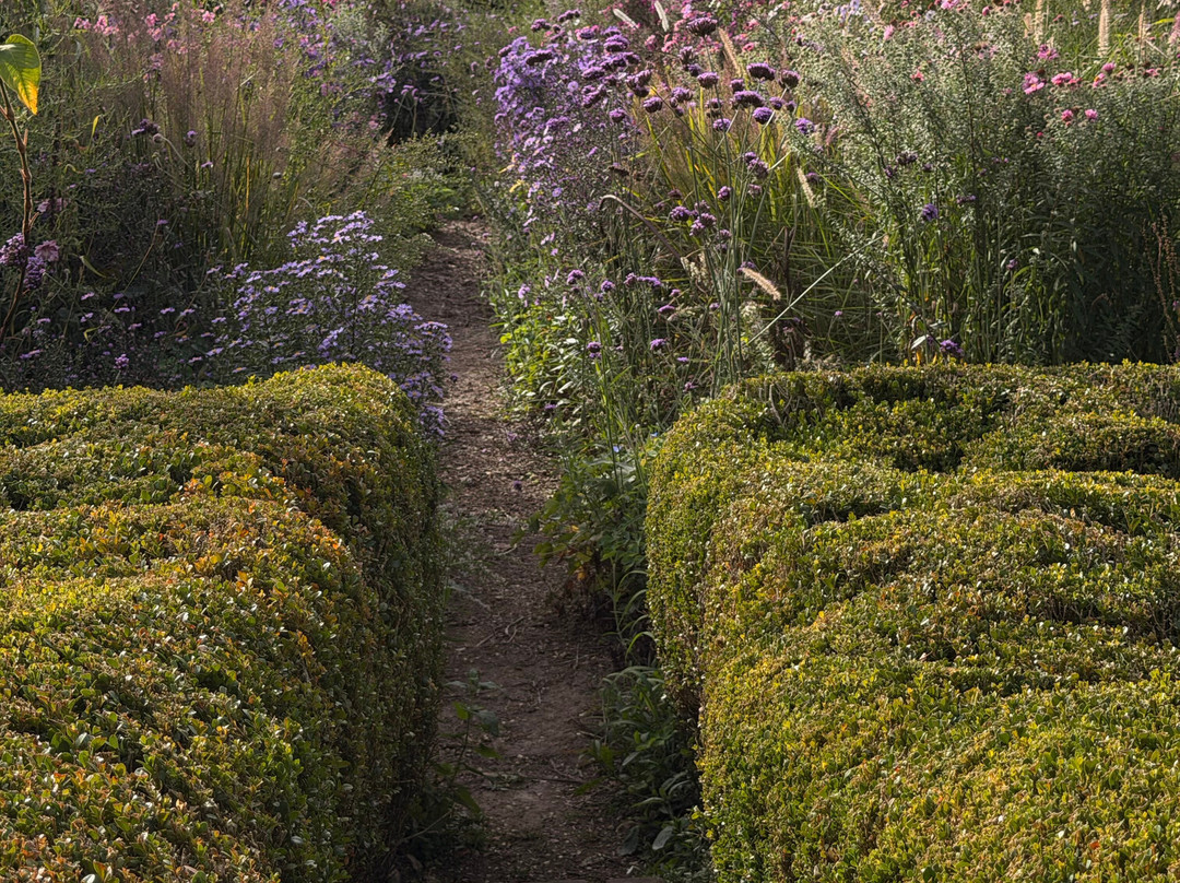 Le Jardin Plume-Auzouville-sur-Ry必去景点
