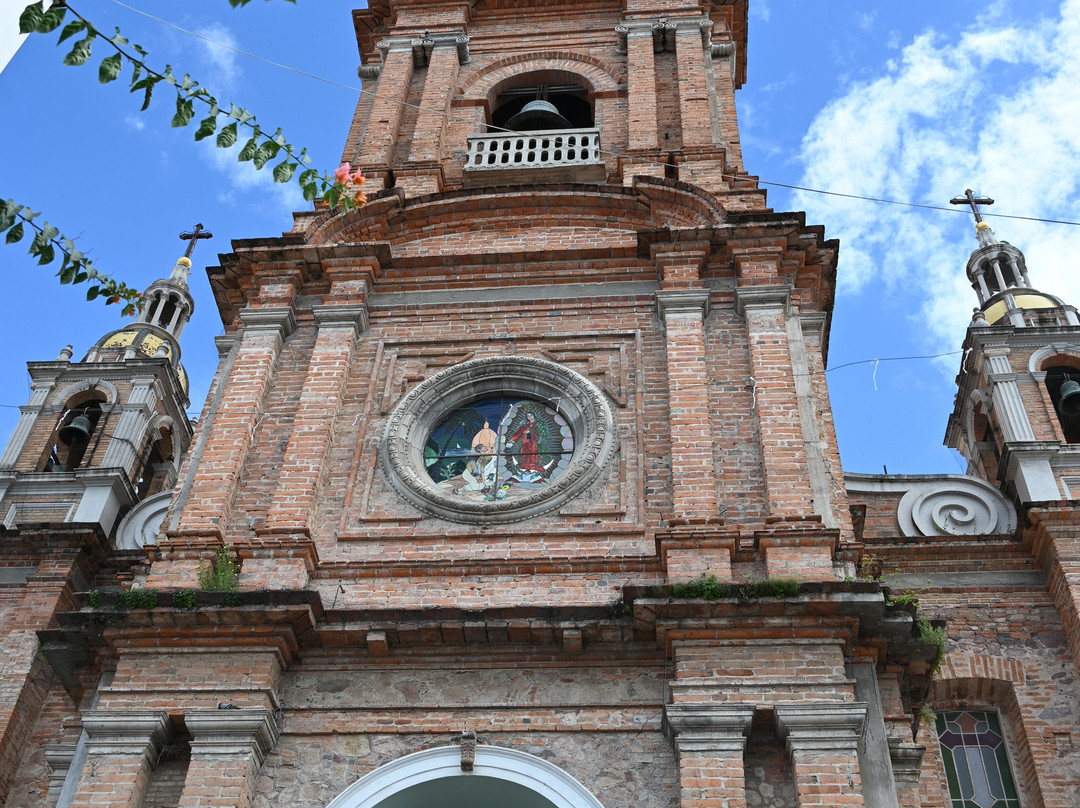 Parroquia de Nuestra Señora de Guadalupe-瓦拉塔港必去景点