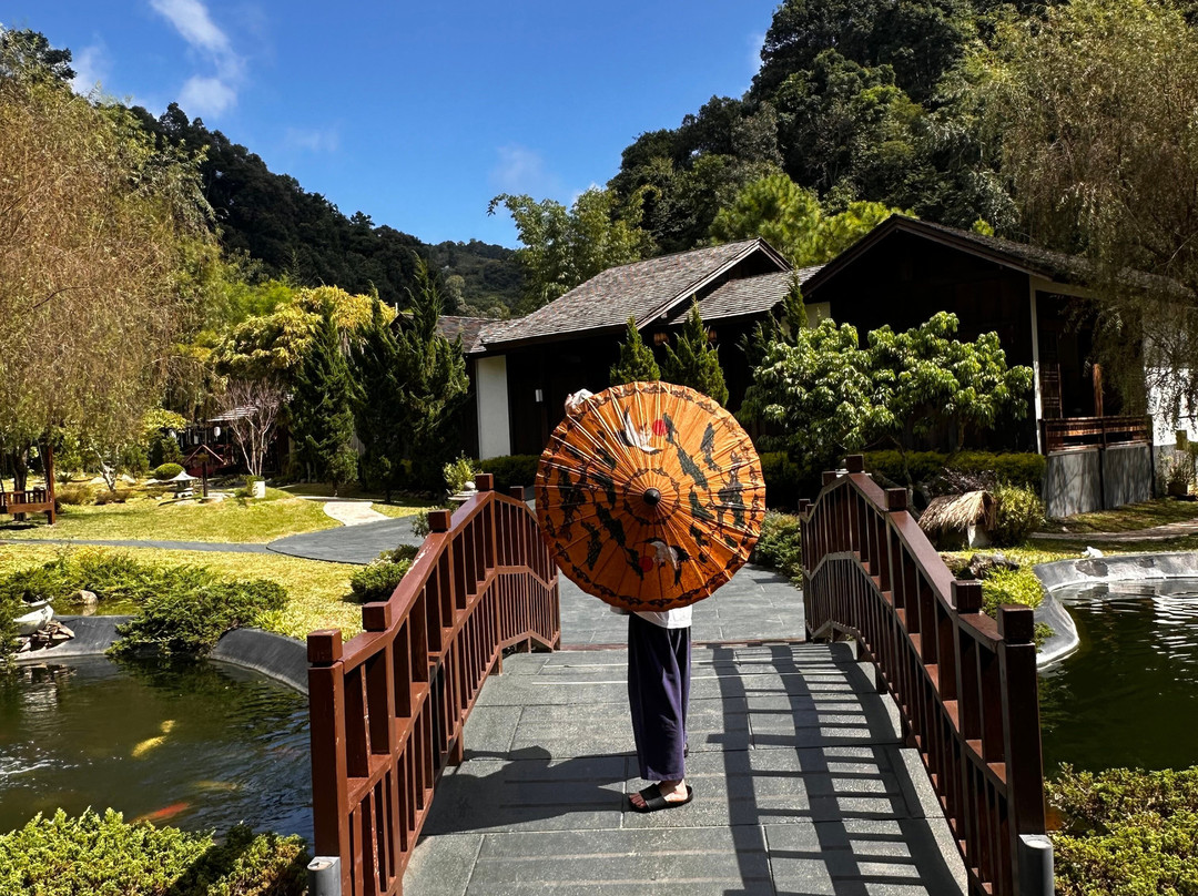 蒙查温泉旅馆主图