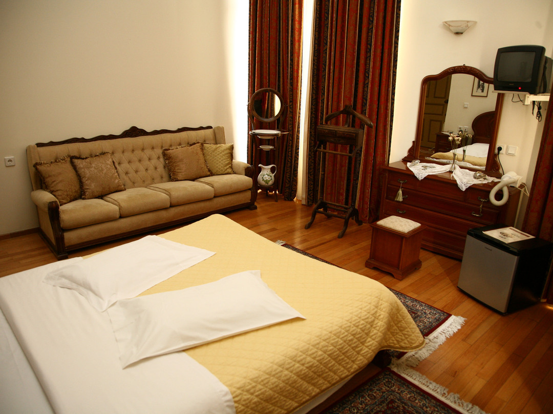Parapotamos酒店住宿-Hotel Panellinion
