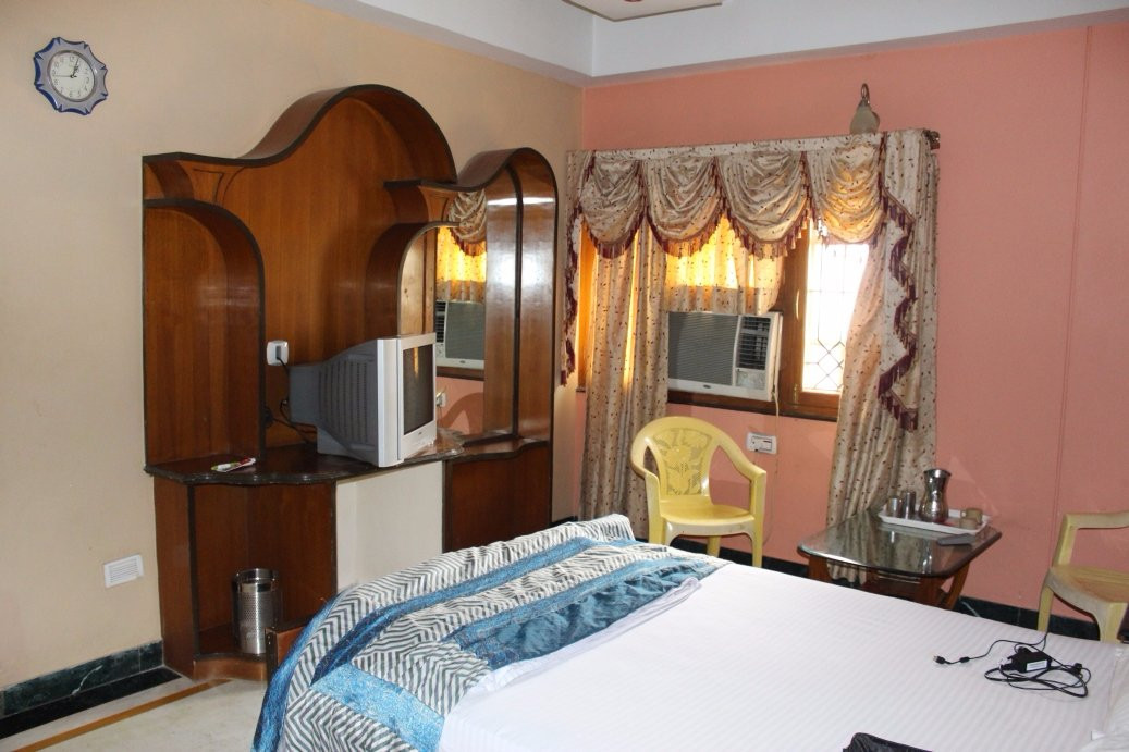 EAC Kubera Palace