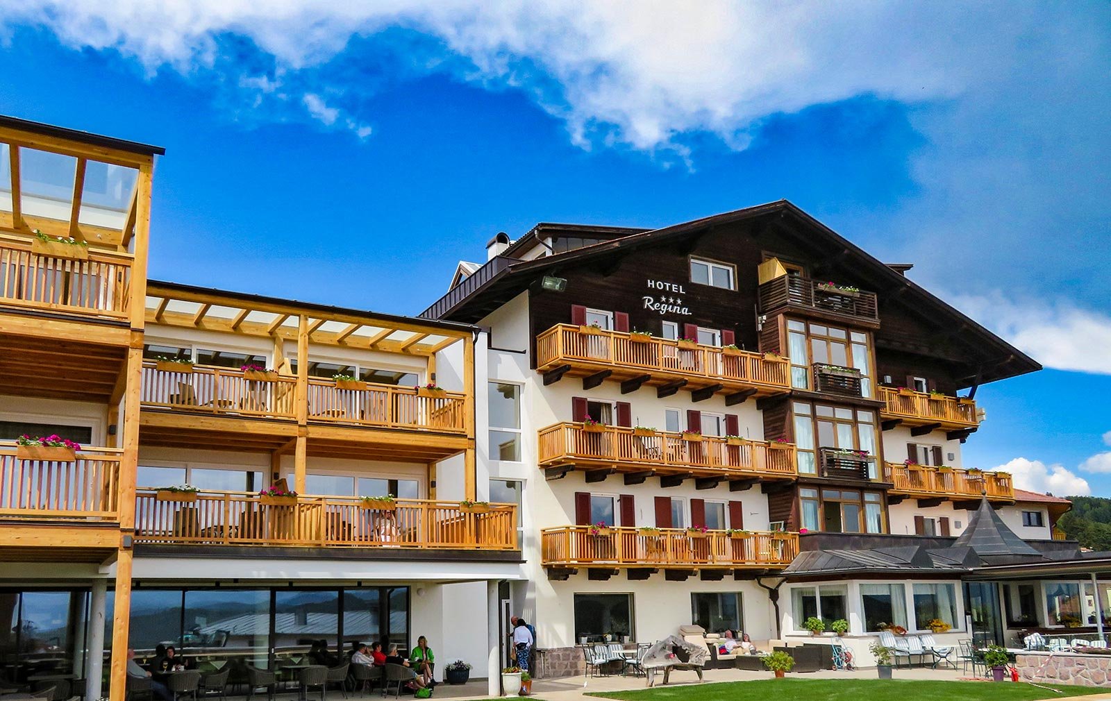 Regina Wanderhotel-官方