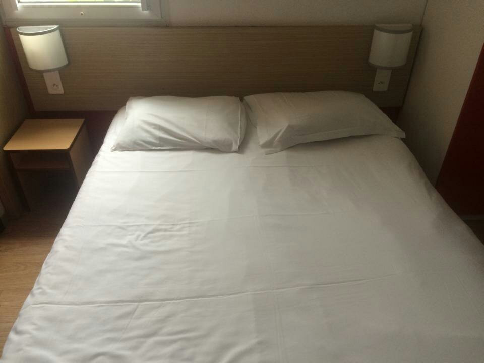 Fasthotel Montereau - Esmans