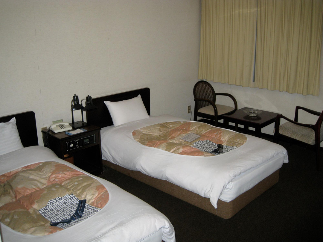 Komatsu Century Hotel