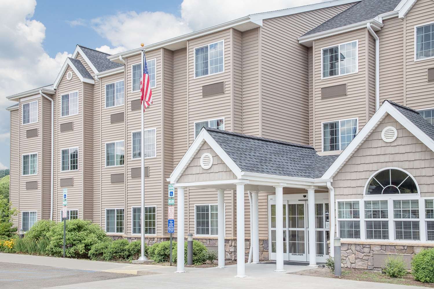 Microtel Inn & Suites by Wyndham Mansfield-官方