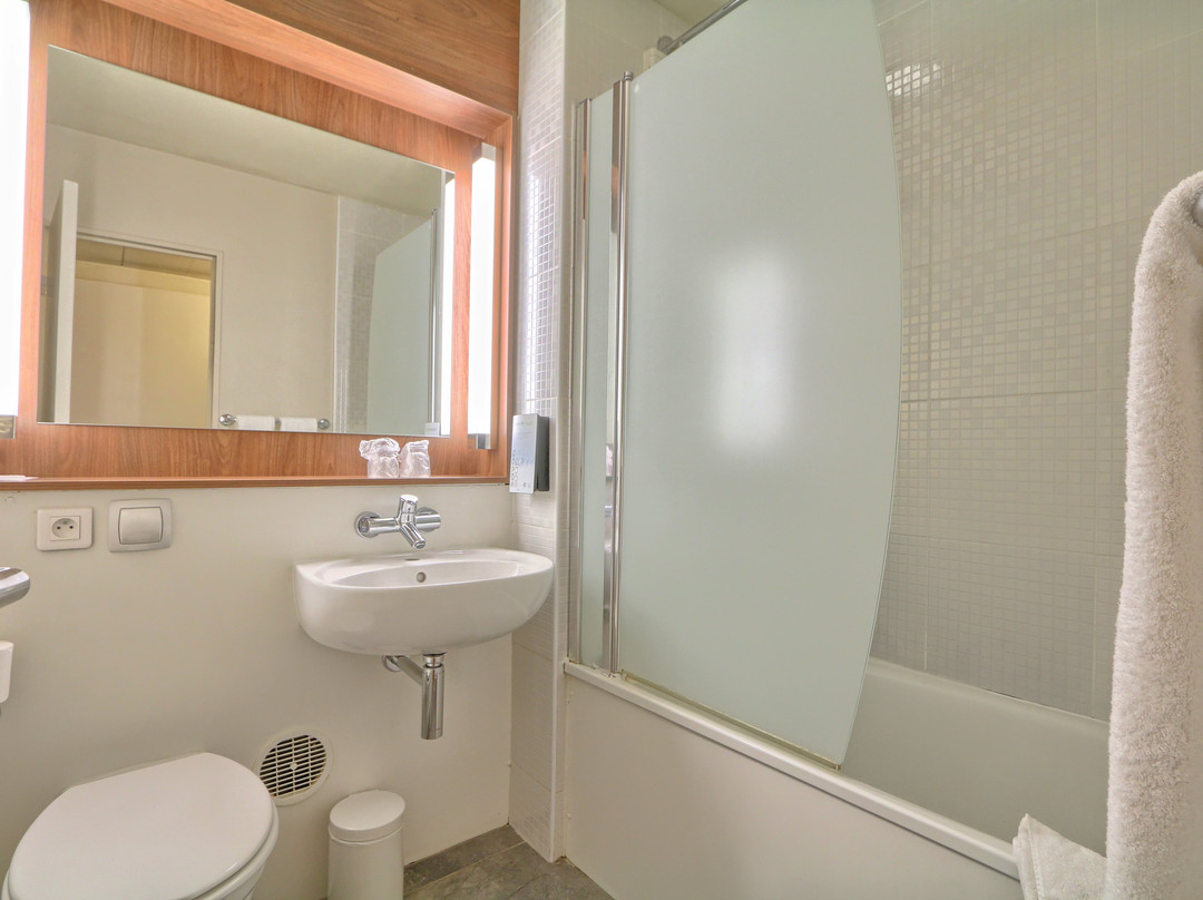 鲁瓦希钟楼酒店