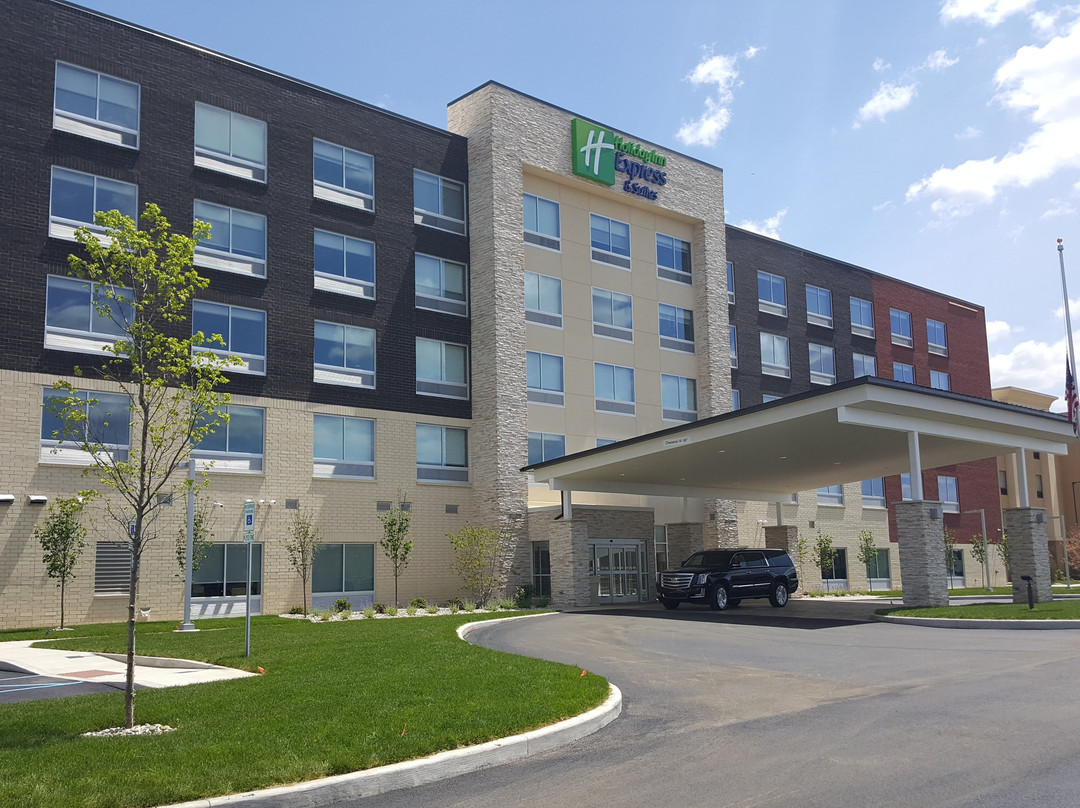 Holiday Inn Express & Suites Toledo West by IHG主图