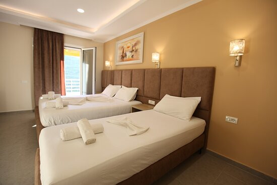 Karos Hotel Llaman主图