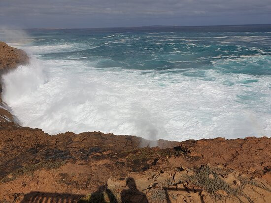 Whistling Rocks and the Blowholes-Streaky Bay必去景点