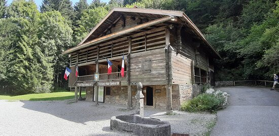Nécropole Nationale des Glières景点图片