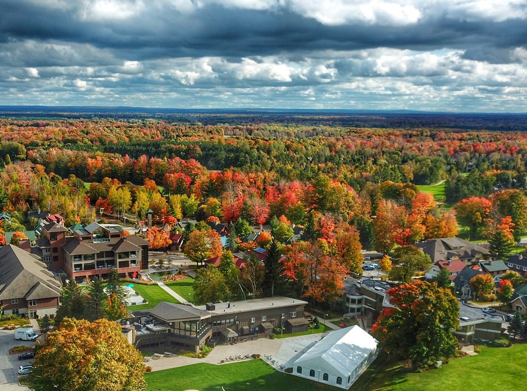 水晶山酒店主图
