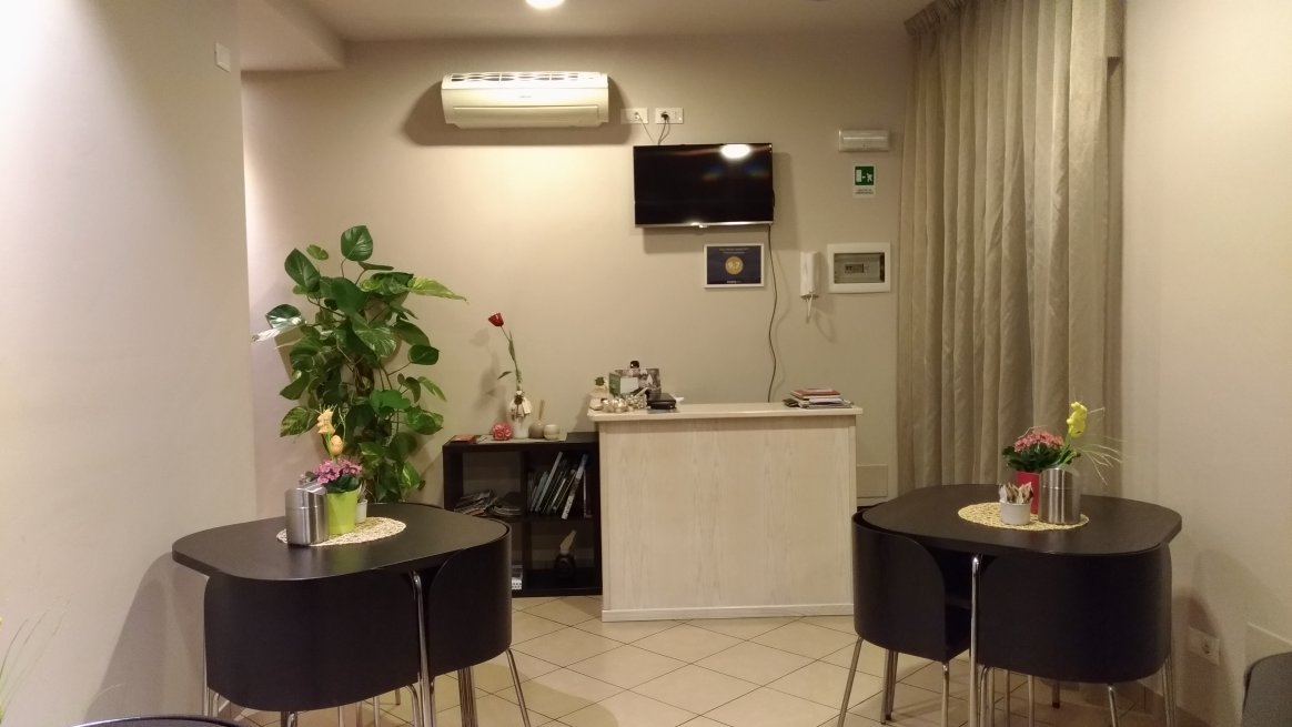 Il Fiore in una Stanza-官方