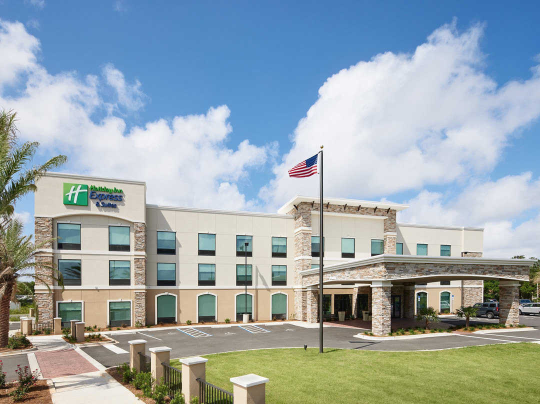 Holiday Inn Express & Suites Gulf Breeze - Pensacola Area By IHG