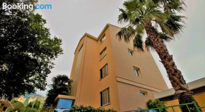 Apartments Bracanovic