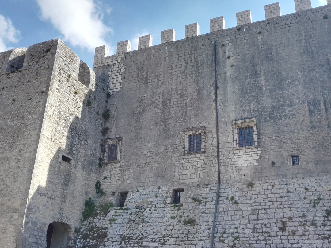 Maenza旅游攻略图片