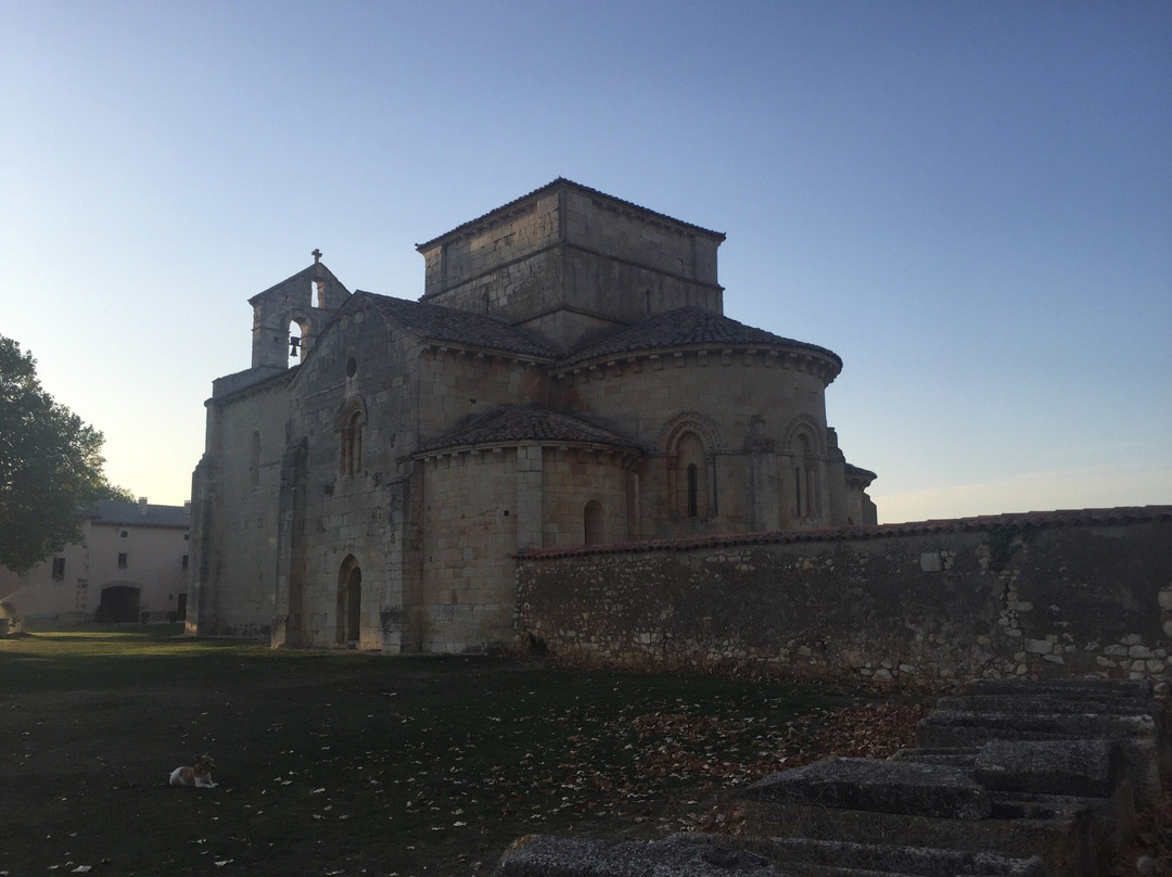 Iglesia de Santa Eufemia de Cozuelos景点图片