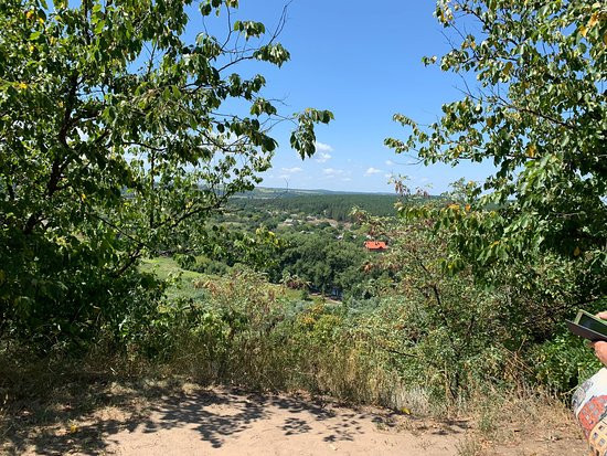 Monument on Zamkovaya Mountain-Chyhyryn必去景点