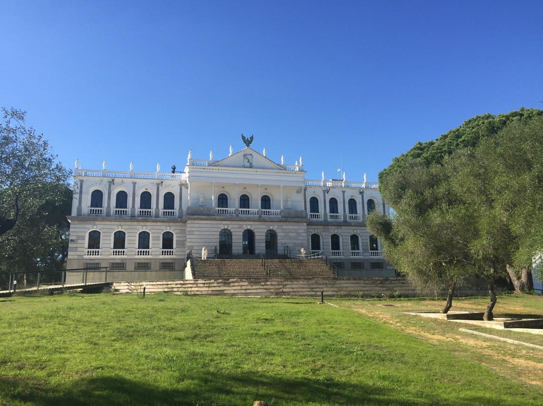 Palacio del Acebron景点图片