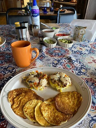 The Grasshopper Inn主图