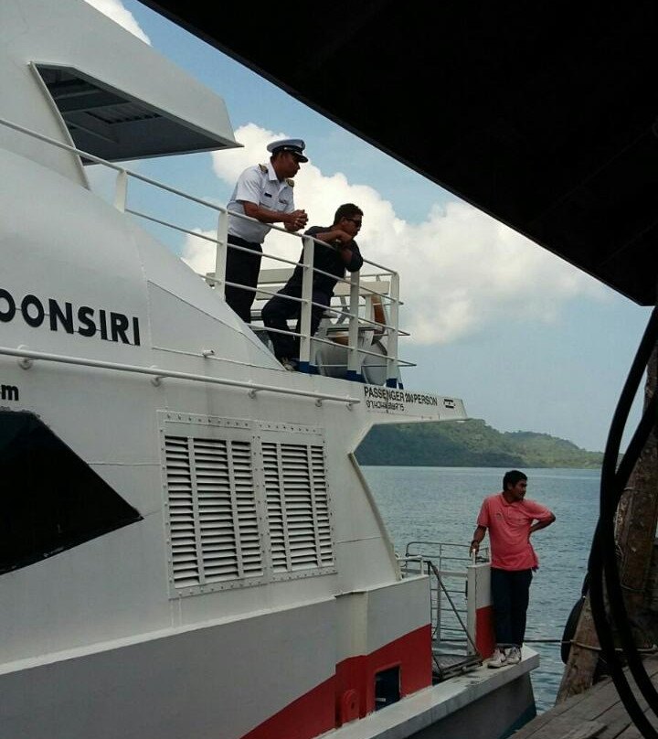 Boonsiri Ferry