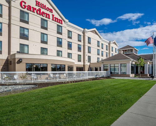 安克里奇希尔顿花园酒店主图