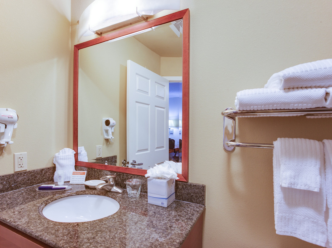 Candlewood Suites Richmond Airport by IHG主图