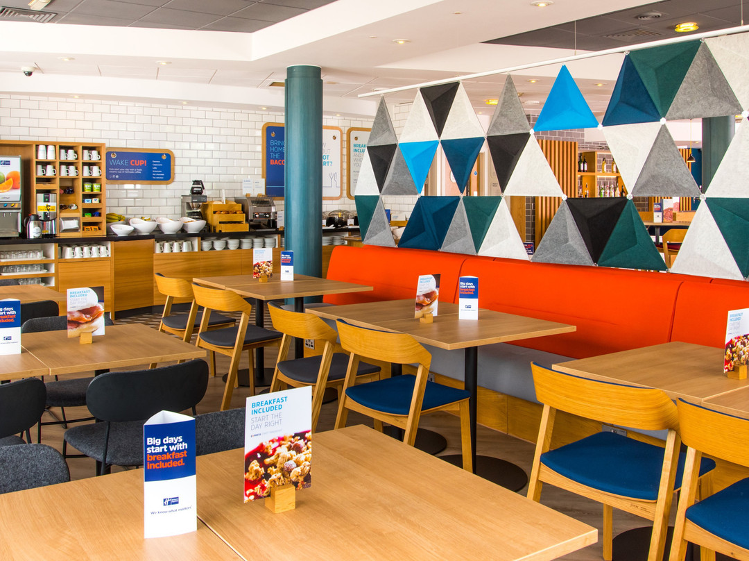Holiday Inn Express Burton Upon Trent By IHG主图