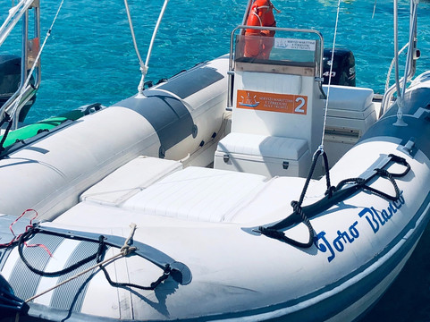 Noleggio Gommoni Isole Tremiti Est Vita-San Nicola必去景点