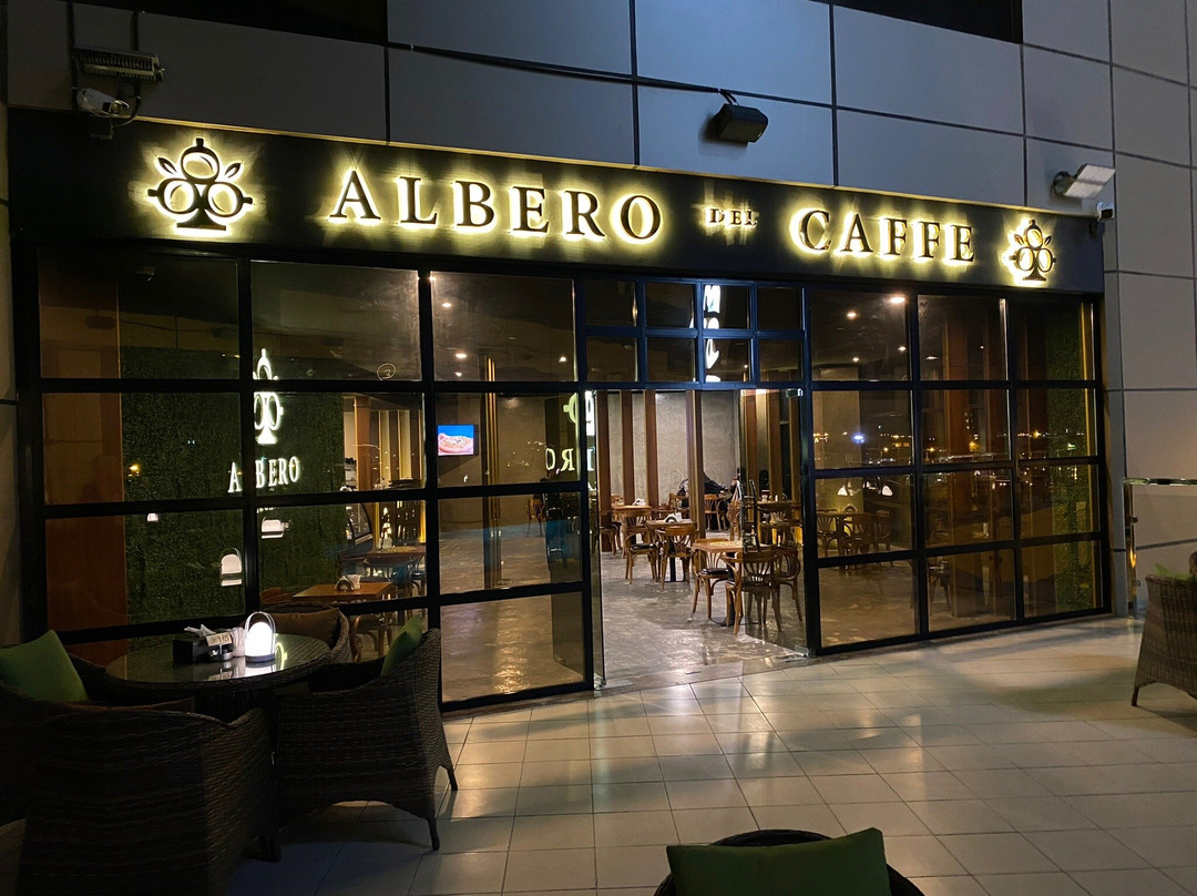 Khabti Grand Hotel主图