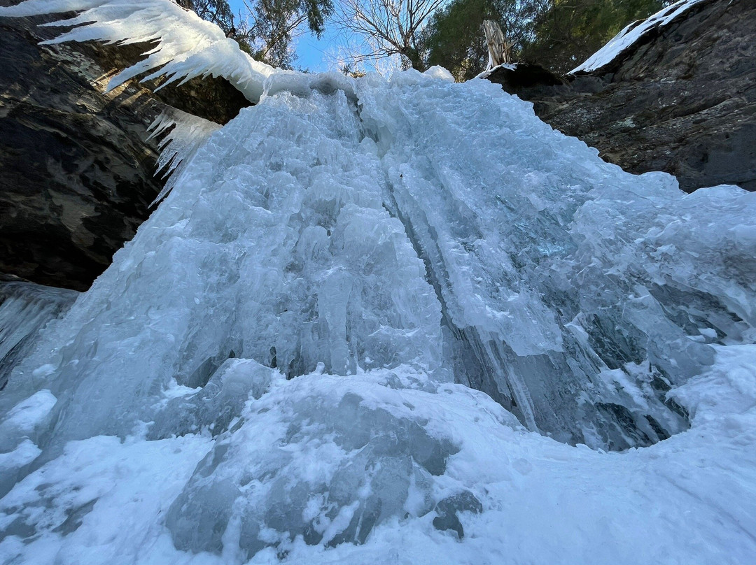 The Curtains - Ice Climbing Wall景点图片