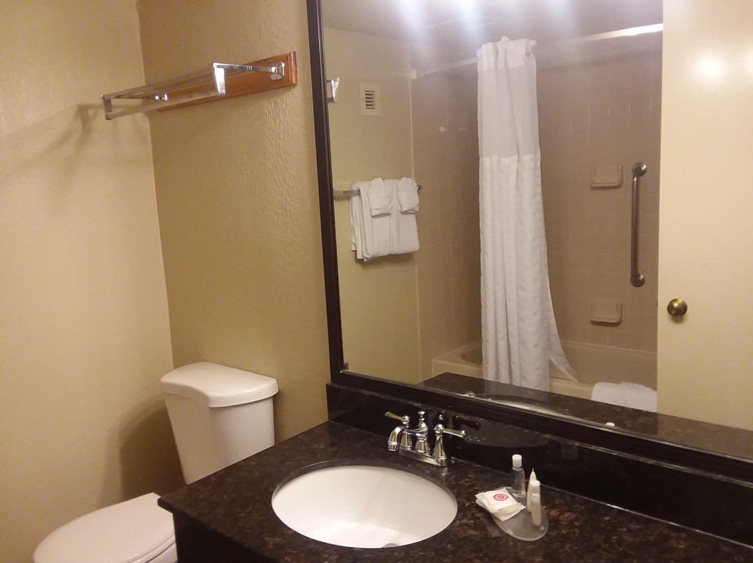 大学中心凯富酒店主图