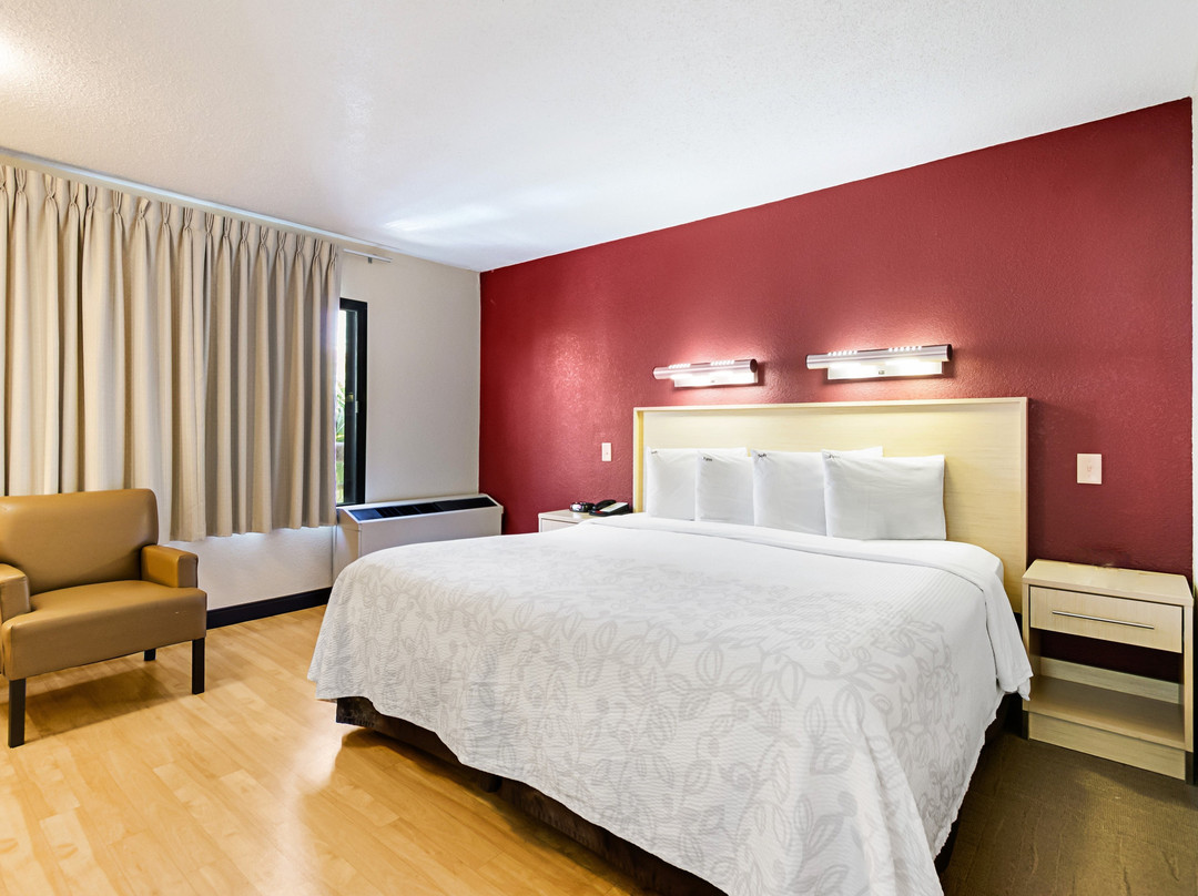 西棕榈滩红顶客栈