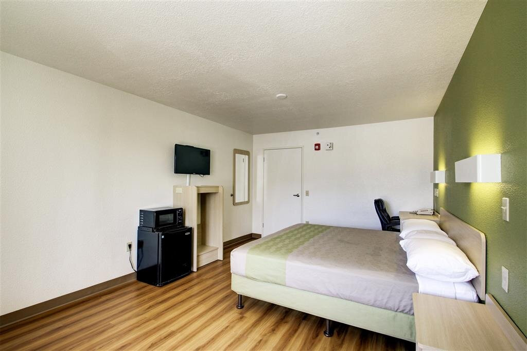 Motel 6 Ogden, UT - Riverdale主图